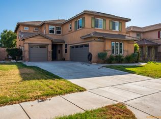 687 Suncup Cir, Hemet, CA 92543