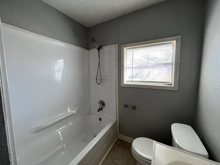 2242 S 19th St — Photo 11