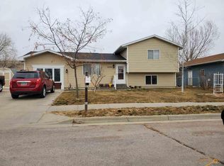 5200 Leroy St, Rapid City, SD 57703