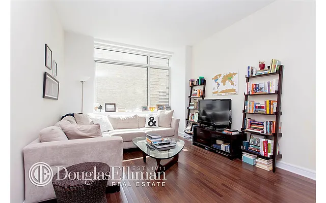 Sold by Douglas Elliman | media 21