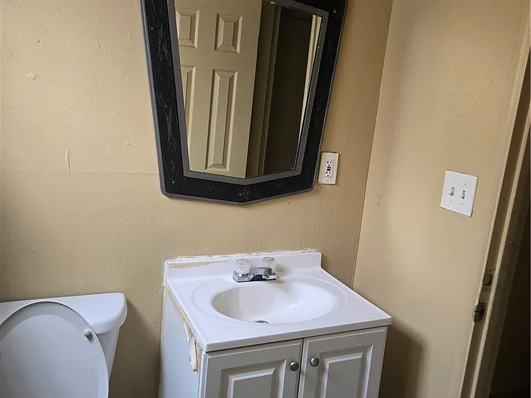 2104 Sunrise Ave #14 — Photo 10