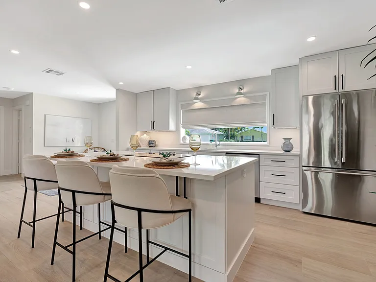 359 Beacon St — Photo 12