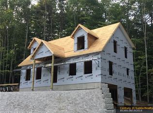 1 Fairoaks Dr, Springvale, ME 04083