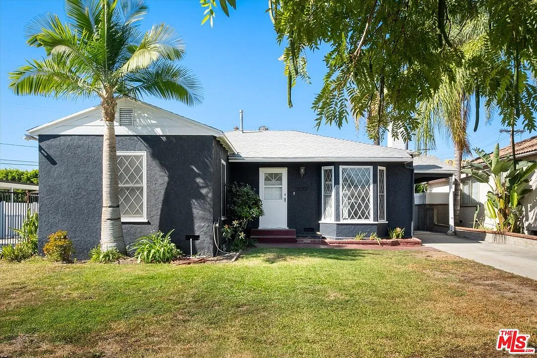 3 bed, 2.5 bath, 1815 sqft, $5,000 — Photo 1