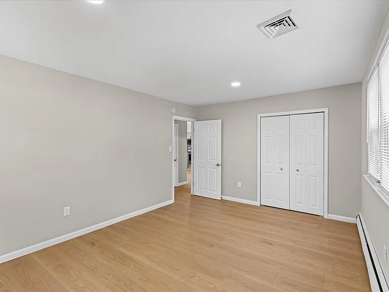 1 Spruce Ln — Photo 23