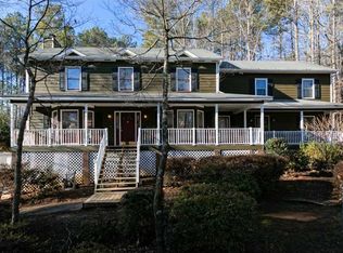 576 Leah Dr, Powder Springs, GA 30127