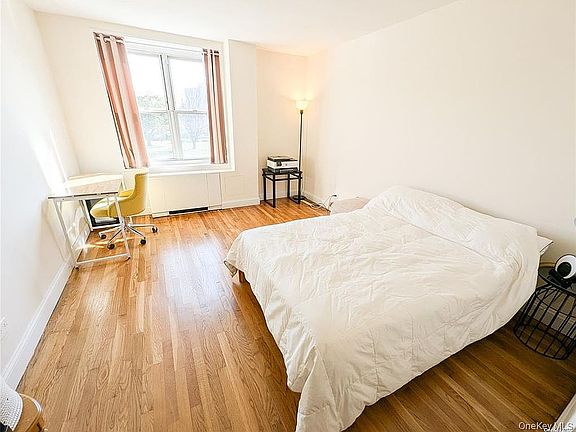 5th image of 211-40 18th Ave #2C