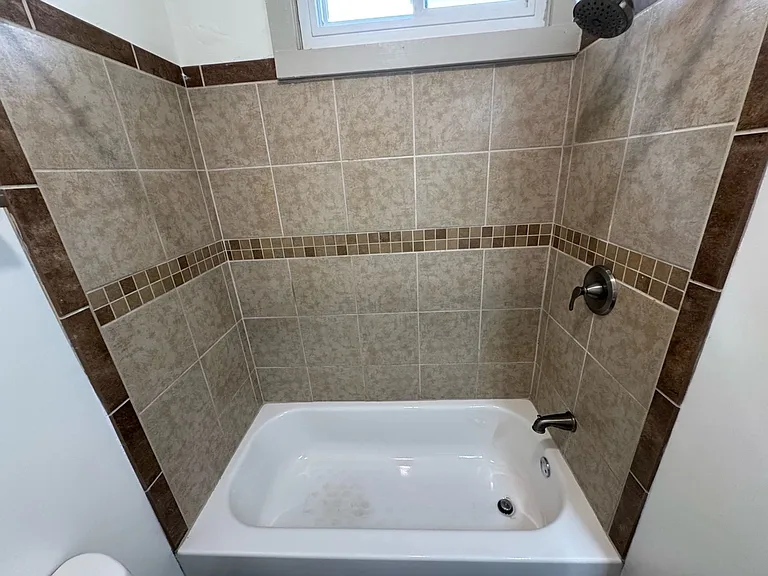 419 Carolina Ave — Photo 14