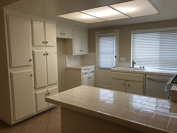 4th image of 2631 W Orion Ave APT 1