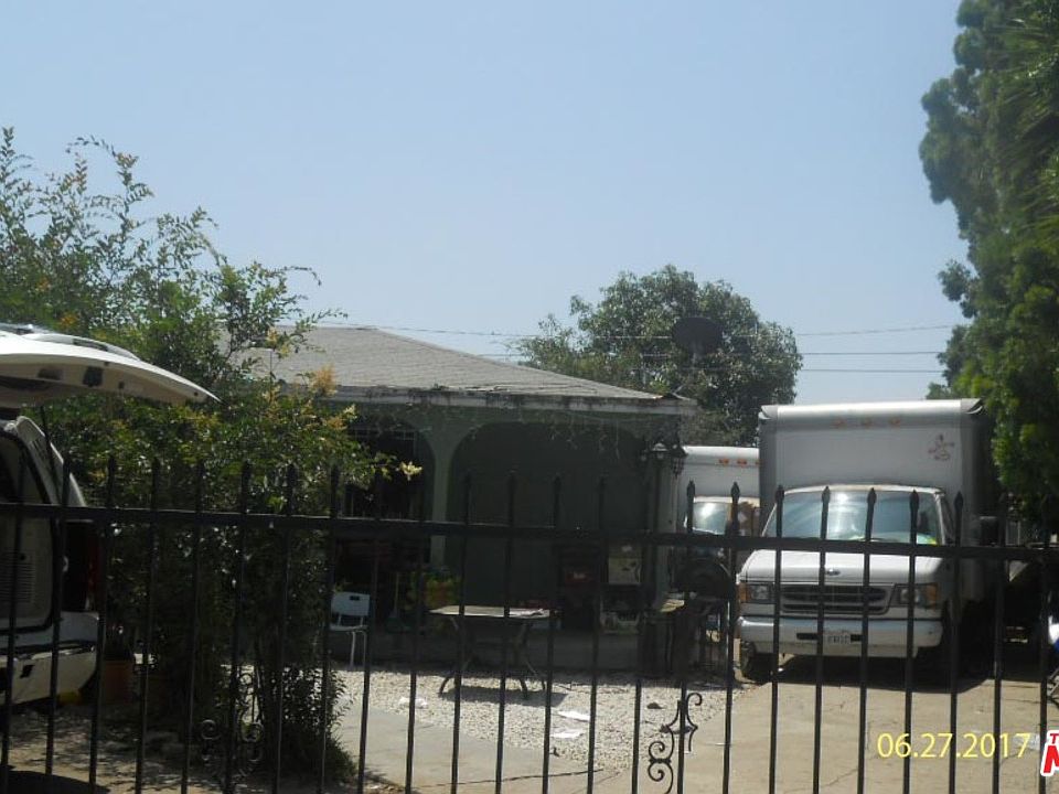 1st image of 312 E Lanzit Ave