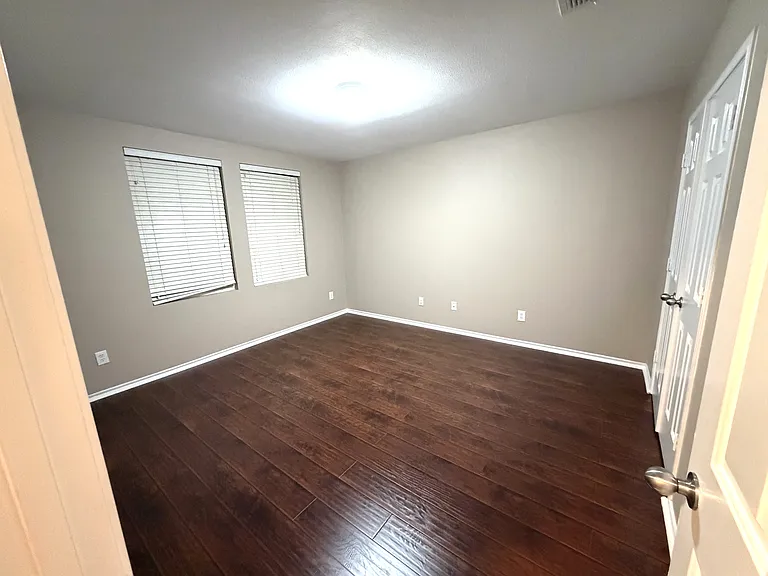 716 Rainsville Dr — Photo 14