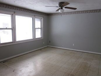 2nd image of 626 Olympia Rd