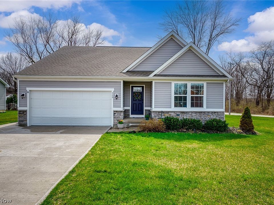 1st image of 449 Community Ln