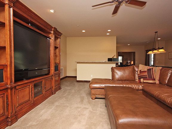 Room for parties/kids/guests downstairs