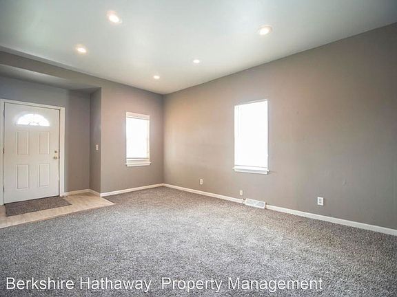5th image of 4645 N Teutonia Ave