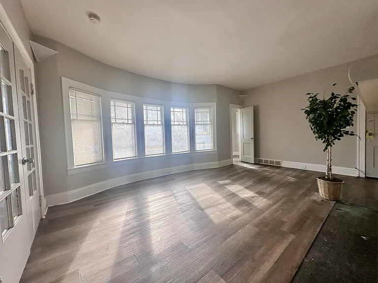 3229 E Overlook Rd #2 — Photo 4