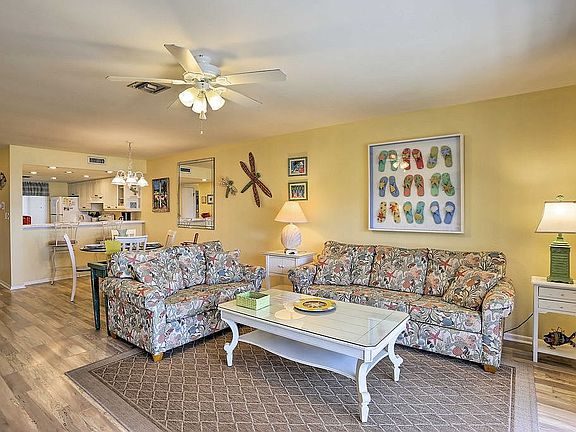 Spacious open concept 