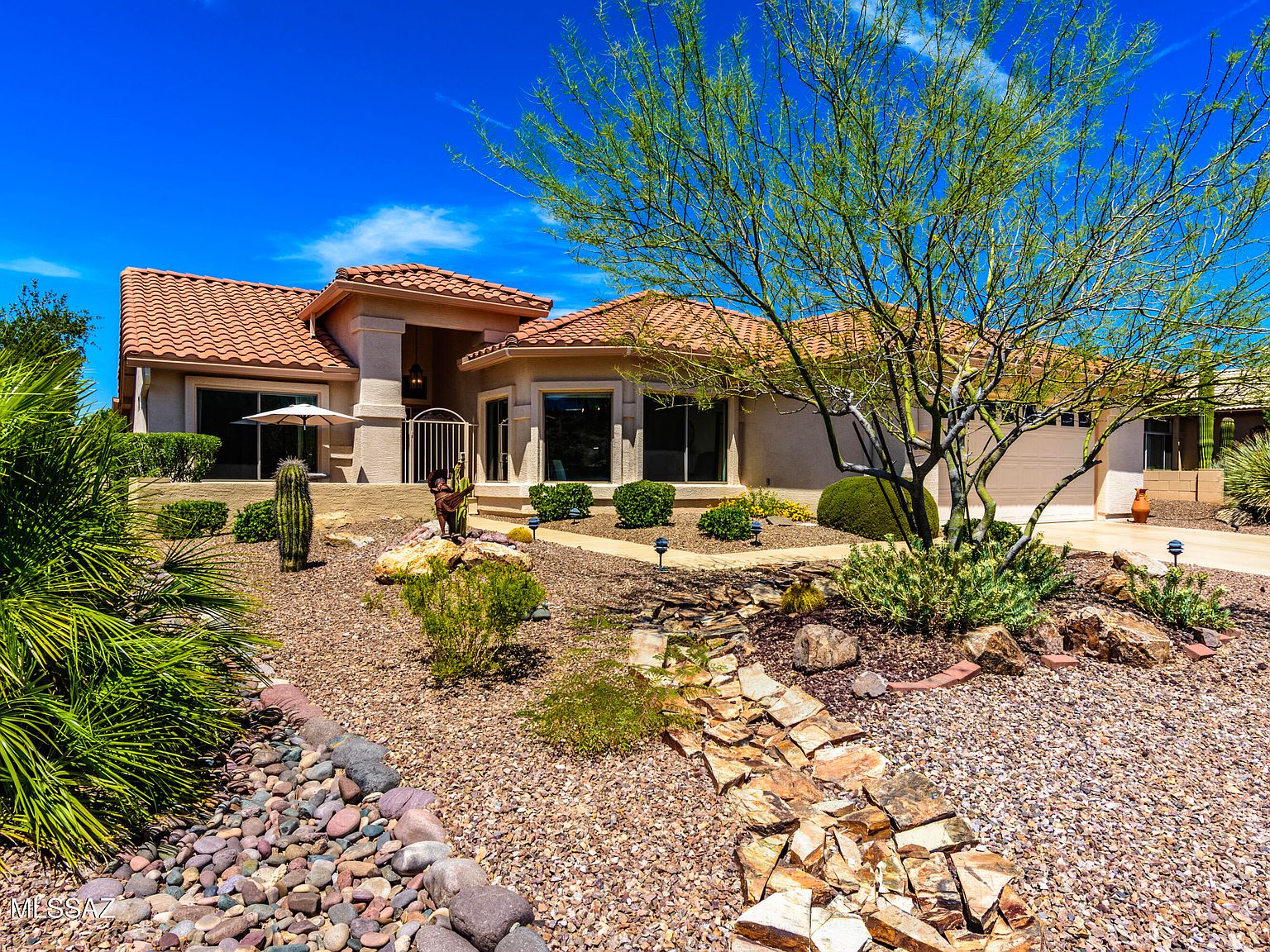 37614 S Desert Bluff Dr