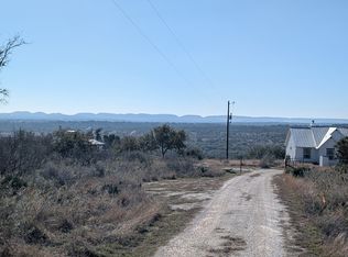 600 Cactus Trl, Johnson City, TX 78636