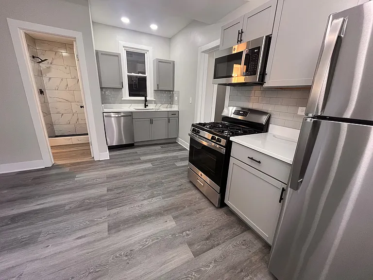 2955 N Spaulding Ave #1R — Photo 13