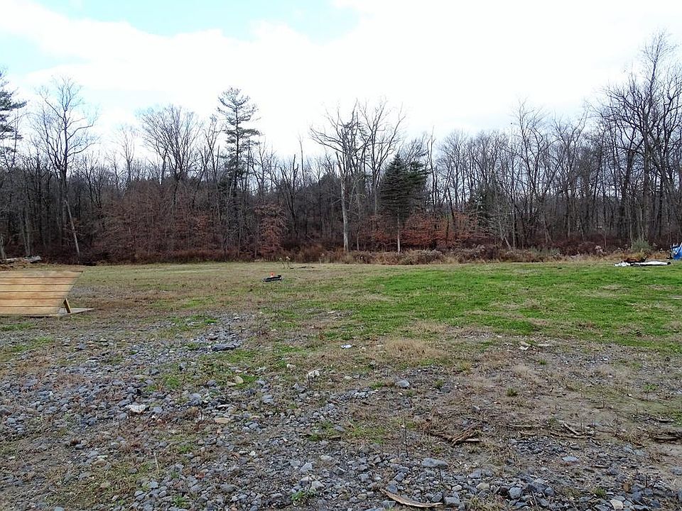 961 S Dogwood Rd, Walnutport, PA 18088 Zillow