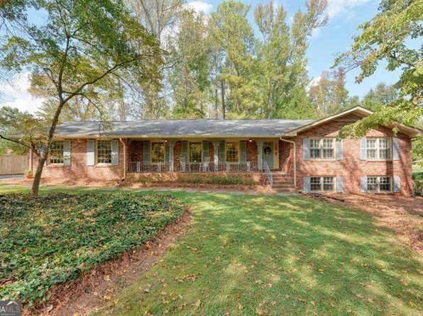 2607 Club Valley Dr NE, Marietta, GA 30068
