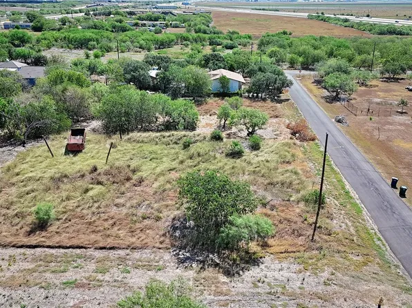 8846 Eklund Ave, Corpus Christi, TX 78406