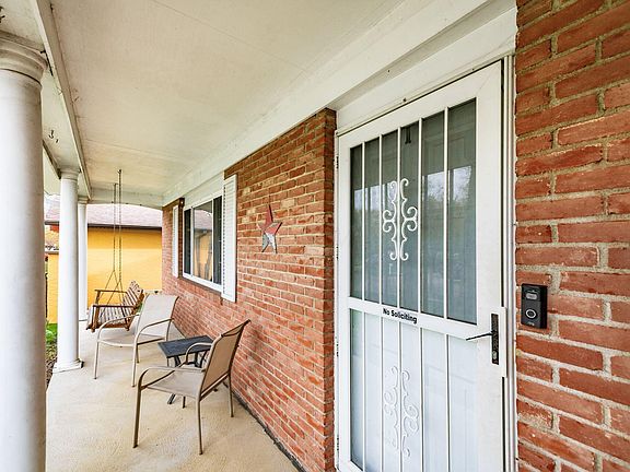5th image of 2209 Lilacwood Ave