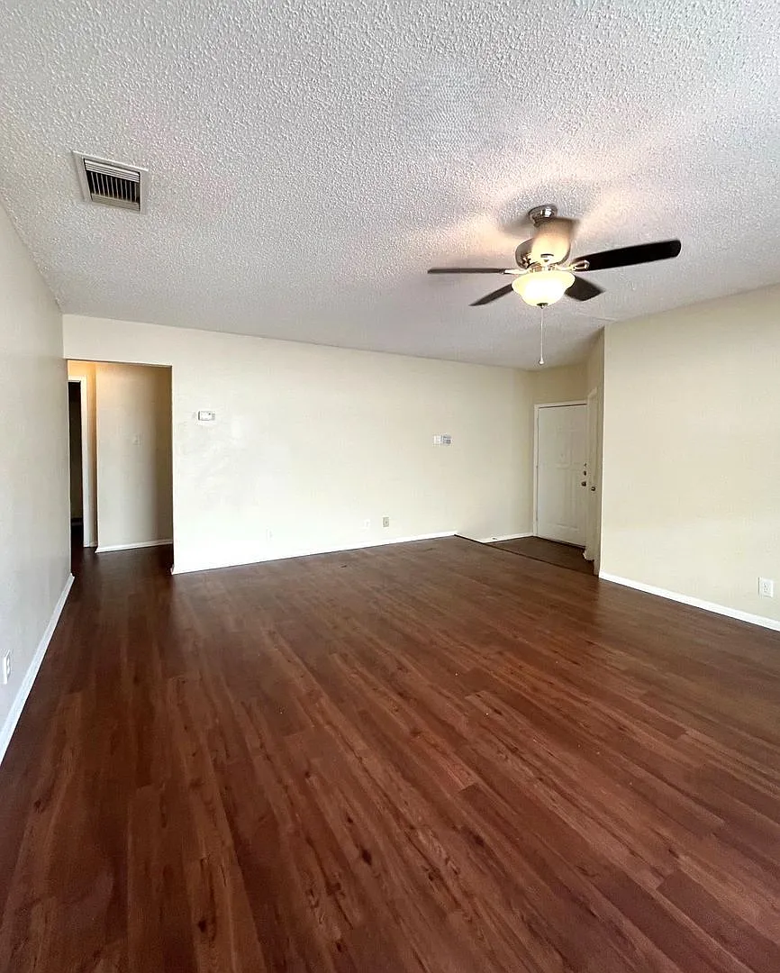 7319 Huntsman Run — Photo 2
