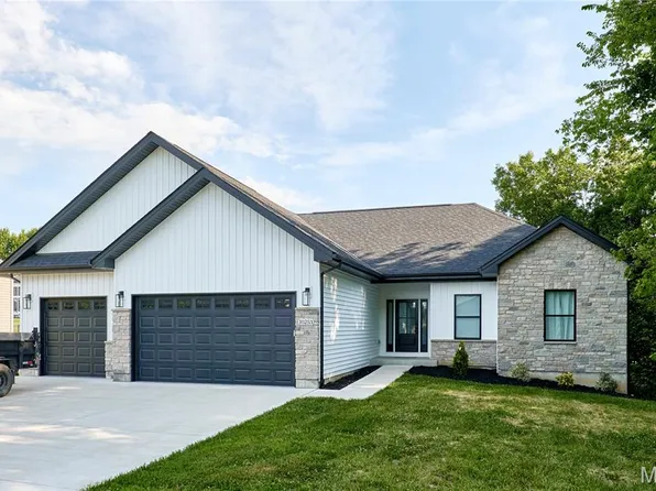 10253 Hawthorn Rd, Foristell, MO 63348