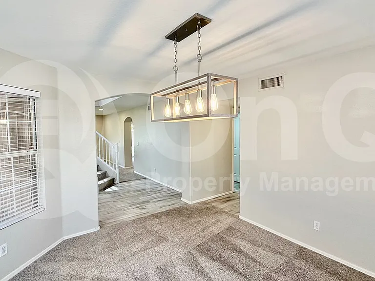 1481 E Cheyenne St — Photo 7