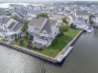 1304 Kingston Pl, Lanoka Harbor, NJ 08734