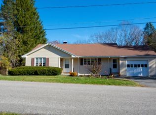 45 Wilton St, Barre, MA 01005