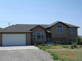 4th image of 1 Linda Ln