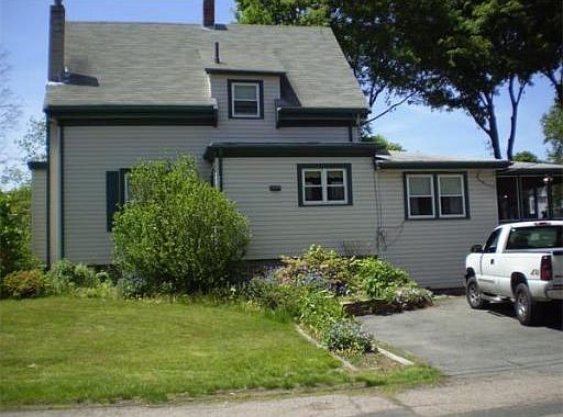 4th image of 114 Exchange St