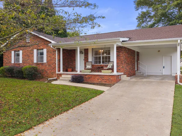 622 Cooper St SE, Cleveland, TN 37323