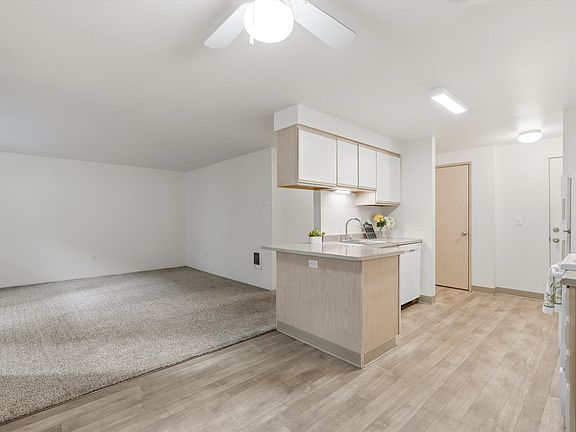 4th image of 8336 SW 24th Ave #8