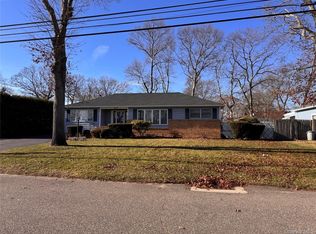 210 Schoenfeld Boulevard, Patchogue, NY 11772