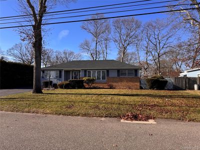 210 Schoenfeld Boulevard, Patchogue, NY, 11772