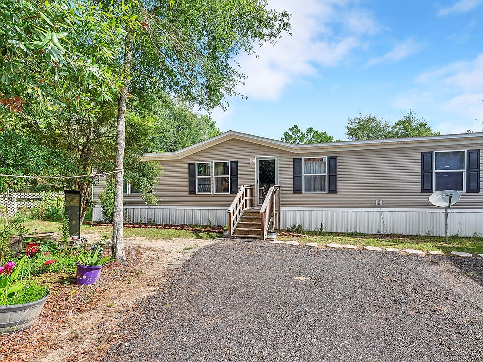 1st image of 328 Raphael Rd E