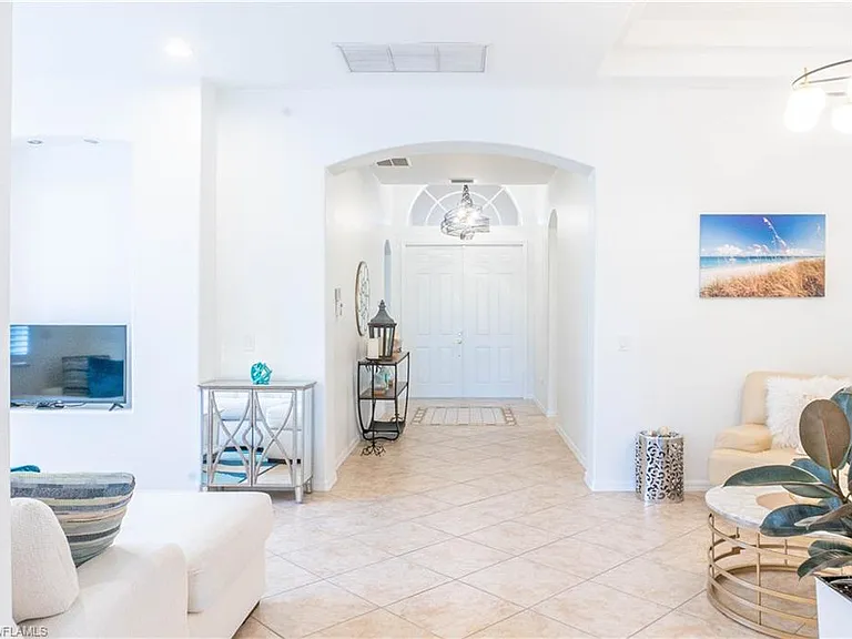 14059 Mirror Ct — Photo 10