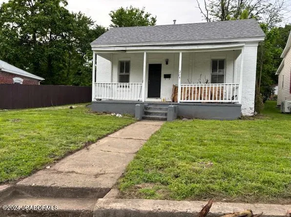 205 W 2nd St, Fulton, MO 65251