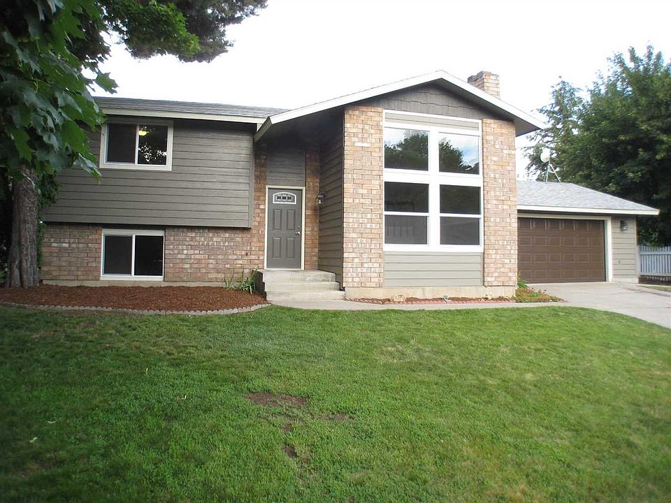 1st image of 108 N McKinzie Dr