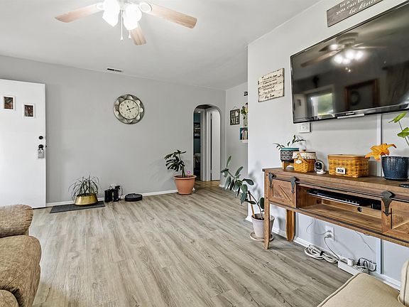 5th image of 3110 S McClure St