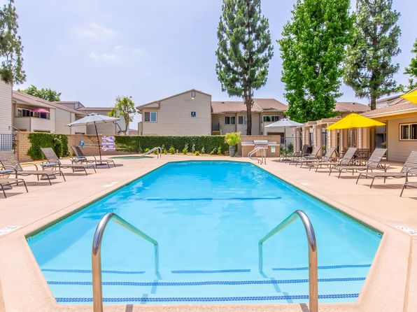 1369 N Willow Ave #52