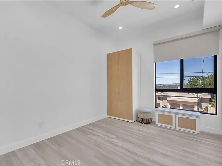 5046 Cerrillos Dr — Photo 6