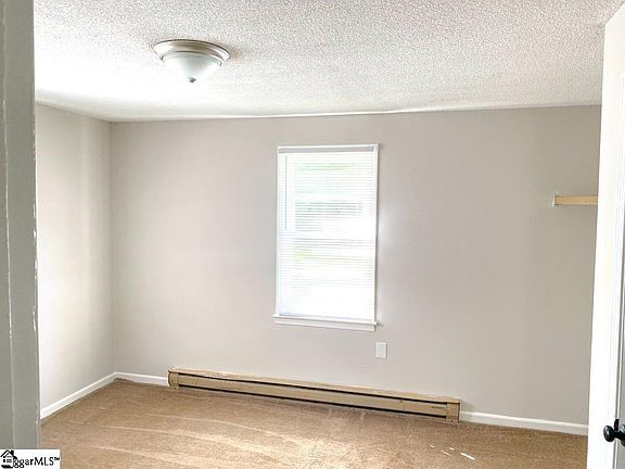 5th image of 18 Burgess Ave #20