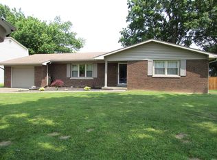 808 Magnolia Dr, Mount Vernon, IN 47620