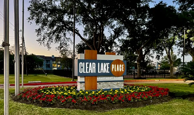 Clear Lake Place — Photo 18