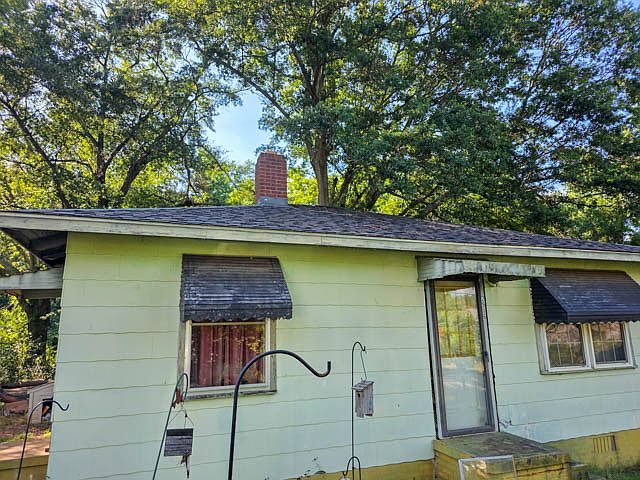 2nd image of 2916 Pollard Dr